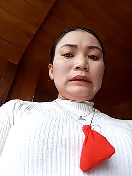 kun-love online show from 11/17/25, 06:17