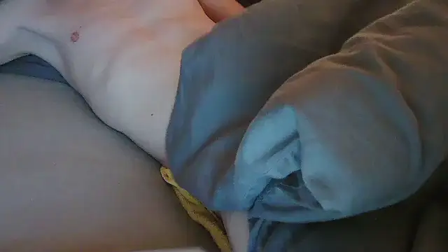 cumer222 online show from 10/22/25, 04:12