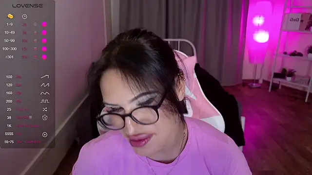 ShayLisse online show from 11/30/25, 04:35