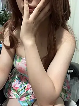 Snapshot of Beyeuuu chatting on 06/21/26, 01:33 Beyeuuu online show from 06/21/26, 01:33