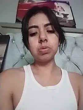 Lollysmile26 online show from 12/17/25, 02:22