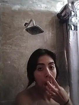 Lollysmile26 online show from 02/15/26, 05:19