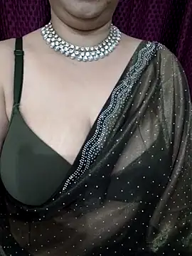 janvi 100 online show from 11/21/25, 04:11