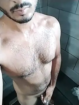 Snapshot of chocoman3 chatting on 10/15/25, 10:01 chocoman3 online show from 10/15/25, 10:01