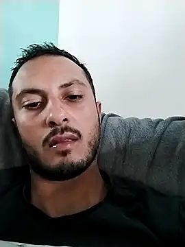 Snapshot of chocoman3 chatting on 10/08/25, 10:17 chocoman3 online show from 10/08/25, 10:17