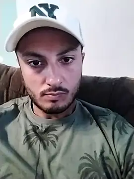 Snapshot of chocoman3 chatting on 10/12/25, 12:17 chocoman3 online show from 10/12/25, 12:17