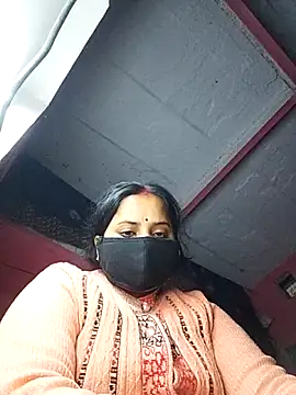 Snapshot of Cr_sonam chatting on 02/21/26, 12:23 Cr sonam online show from 02/21/26, 12:23