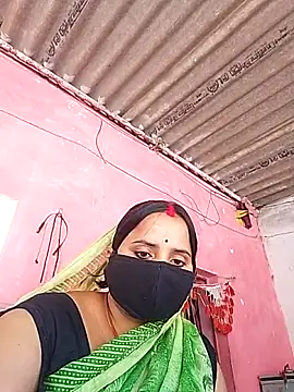 Snapshot of Cr_sonam chatting on 02/26/26, 06:35 Cr sonam online show from 02/26/26, 06:35