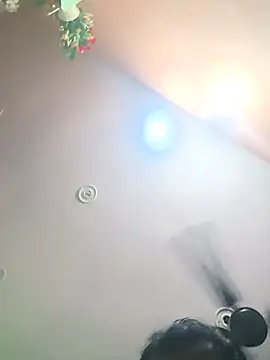 Bull For Cuckold Realmeet online show from 11/04/25, 12:14