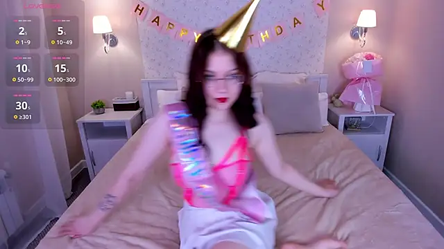 BellaWink online show from 11/14/25, 06:28