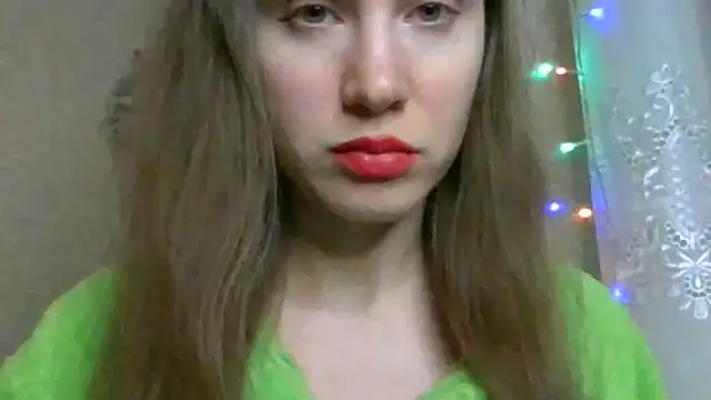 Snapshot of Lynirina chatting on 02/03/26, 11:43 Lynirina online show from 02/03/26, 11:43