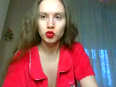 Lynirina online show from 04/24/26, 02:35