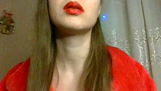 Snapshot of Lynirina chatting on 02/04/26, 09:21 Lynirina online show from 02/04/26, 09:21