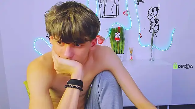 Snapshot of rico_steel chatting on 02/17/26, 09:34 rico steel online show from 02/17/26, 09:34