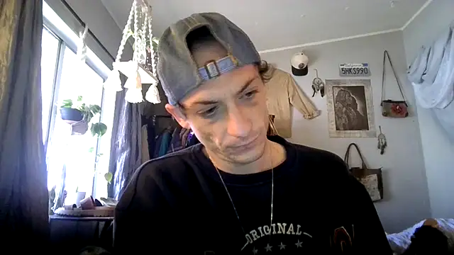 Snapshot of Dubbsssss chatting on 03/12/26, 06:34 Dubbsssss online show from 03/12/26, 06:34