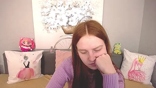 Snapshot of Evarey_ chatting on 11/05/25, 05:32 Evarey online show from 11/05/25, 05:32