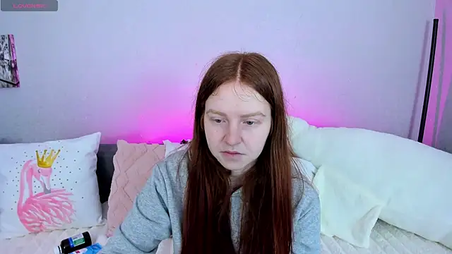 Evarey  online show from 04/03/26, 04:30