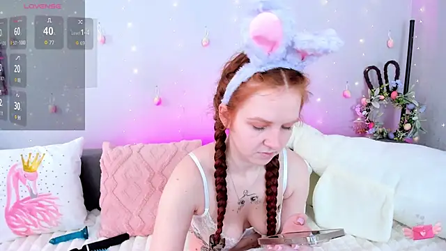 Evarey  online show from 04/05/26, 04:41