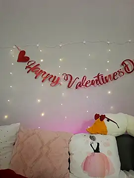 Evarey  online show from 02/14/26, 06:24