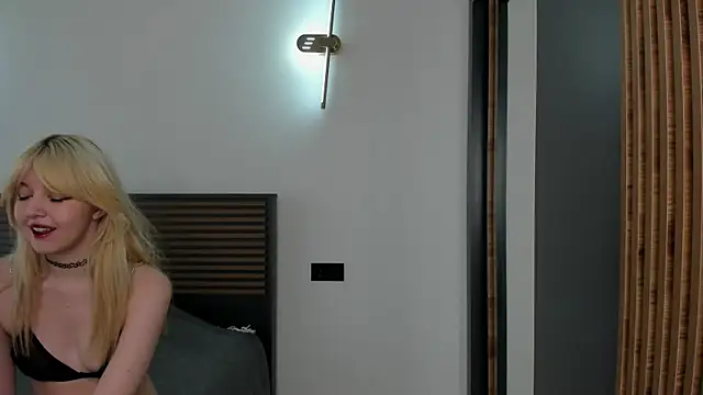 Snapshot of _LucyStars_ chatting on 05/30/26, 11:38 LucyStars online show from 05/30/26, 11:38