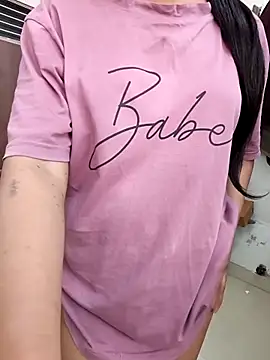 anshika0124 online show from 11/29/25, 05:07