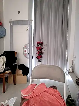 nini10052025 online show from 12/16/25, 03:55