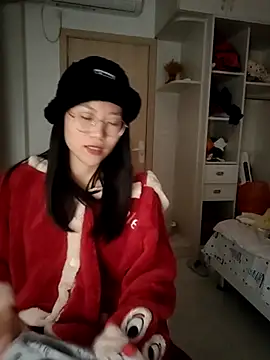 nini10052025 online show from 11/26/25, 05:02