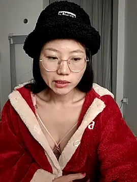 nini10052025 online show from 11/28/25, 04:01