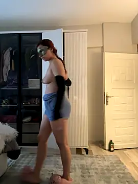 Teengirlmiaa online show from 11/16/25, 12:21