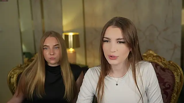 Snapshot of Jane_Love054 chatting on 11/06/25, 11:25 Jane Love054 online show from 11/06/25, 11:25