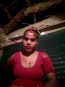 Snapshot of Tg_sonam chatting on 10/14/25, 06:47 Tg sonam online show from 10/14/25, 06:47