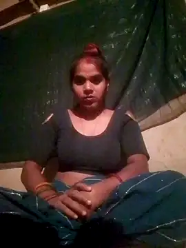 Snapshot of Tg_sonam chatting on 10/13/25, 02:40 Tg sonam online show from 10/13/25, 02:40