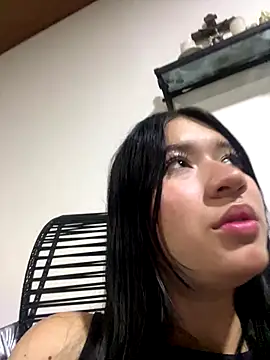 emi star online show from 11/17/25, 12:58