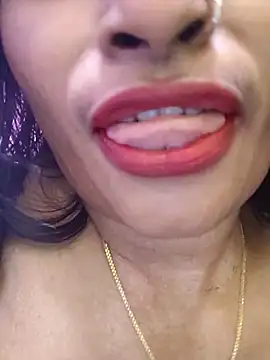 lovely simran online show from 12/16/25, 05:11