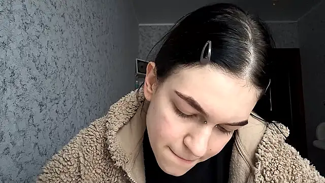Wallazar cute online show from 10/20/25, 01:11