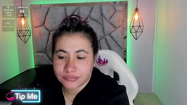 Addyy 02 online show from 06/26/26, 06:03