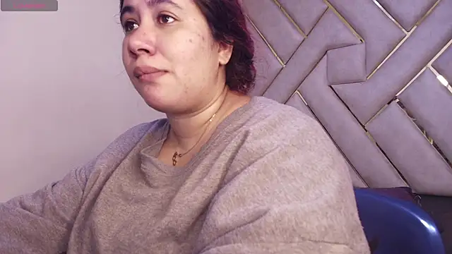 Addyy 02 online show from 11/25/25, 05:24