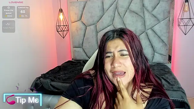 Addyy 02 online show from 06/11/26, 12:32
