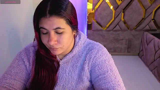 Addyy 02 online show from 11/30/25, 02:01