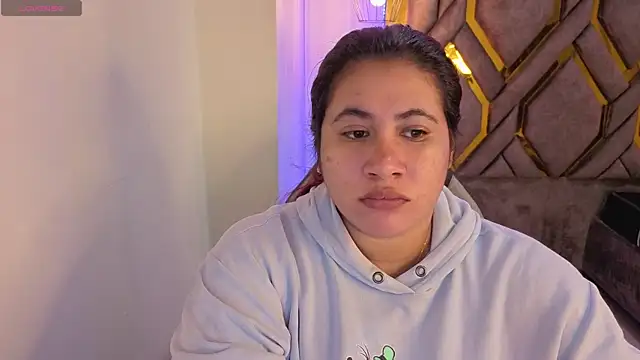 Addyy 02 online show from 11/21/25, 01:59