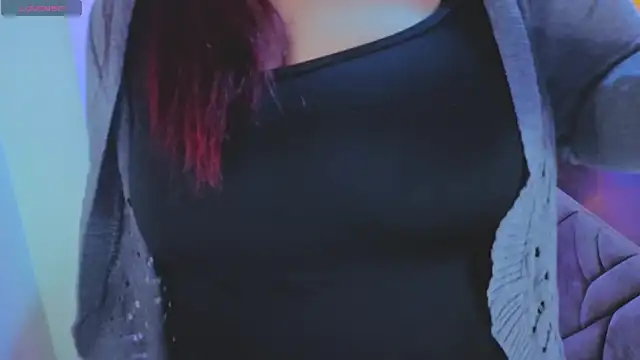 Snapshot of Addyy_02 chatting on 12/21/25, 02:35 Addyy 02 online show from 12/21/25, 02:35