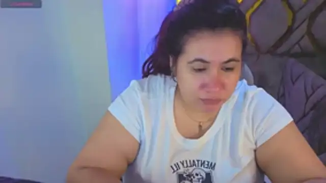 Snapshot of Addyy_02 chatting on 01/11/26, 02:18 Addyy 02 online show from 01/11/26, 02:18