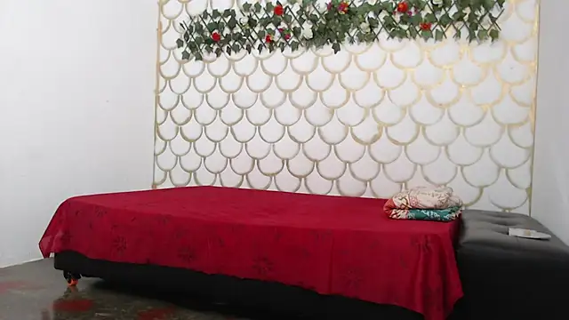 nahomy smiith online show from 03/12/26, 11:47