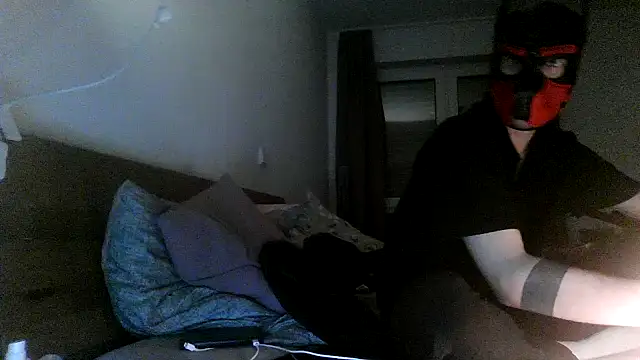 MolleDolle online show from 11/17/25, 04:11