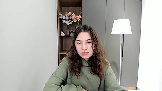 AmmieGerber online show from 10/08/25, 05:42