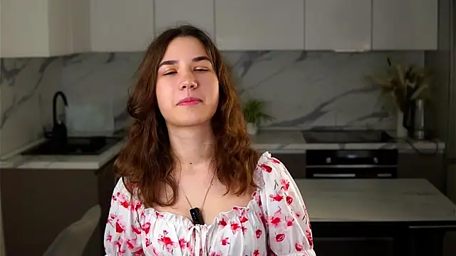 AmmieGerber online show from 10/10/25, 02:12