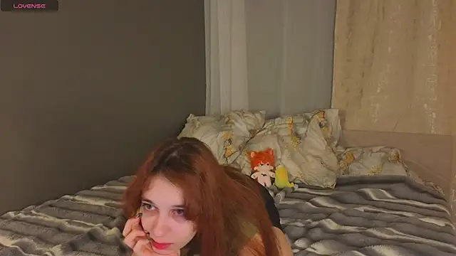 kitsun ne online show from 10/20/25, 08:20