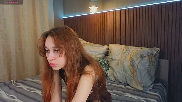 kitsun ne online show from 10/27/25, 08:21