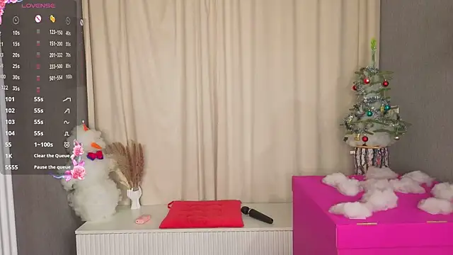 Snapshot of kitsun_ne chatting on 12/22/25, 09:15 kitsun ne online show from 12/22/25, 09:15