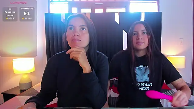 Sofy and Mia online show from 11/04/25, 12:20